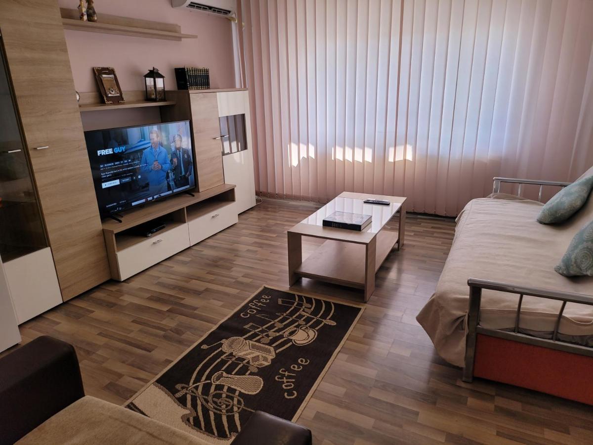 Quiet, Relaxing, Family Friendly Apartment Bucharest Exterior photo