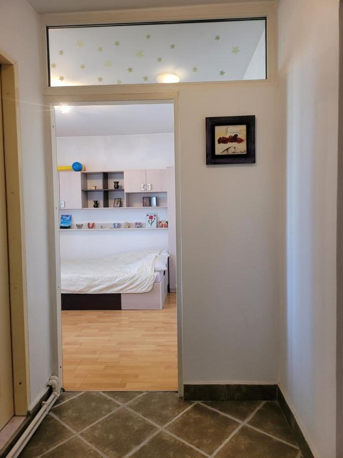 Quiet, Relaxing, Family Friendly Apartment Bucharest Exterior photo